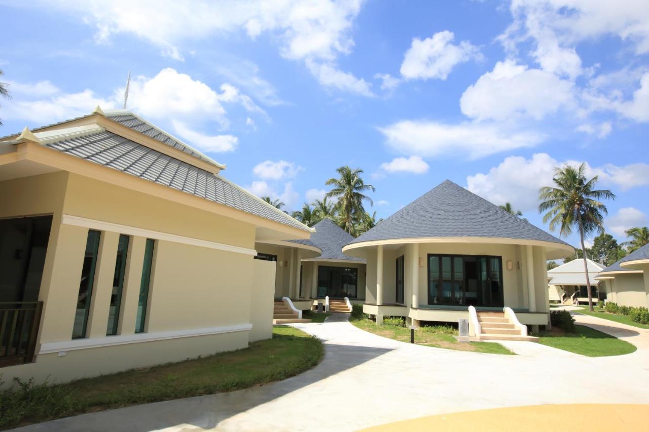Wis Beach Khanom Exterior foto